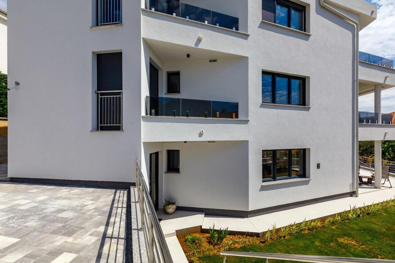 Apartment "Villa M" Kostrena Buitenkant foto