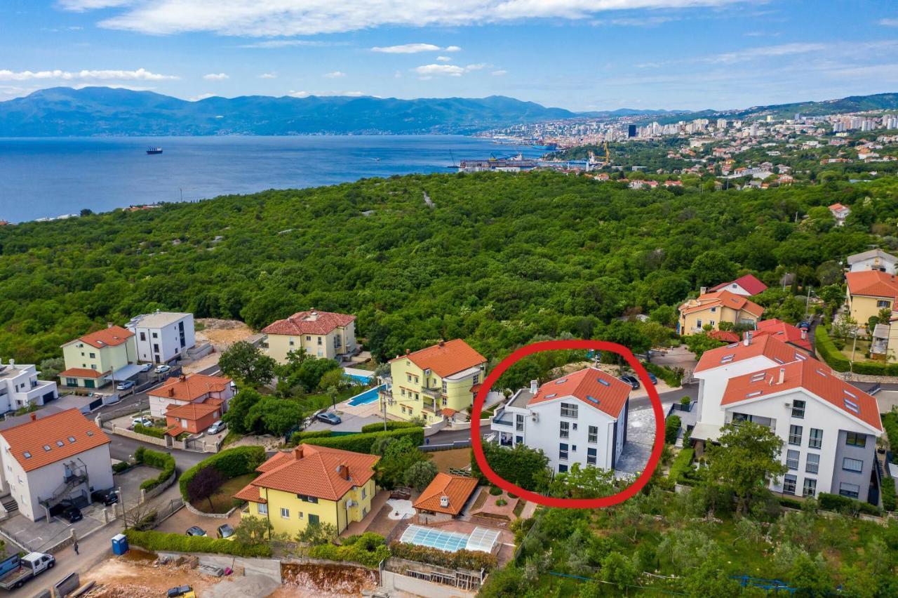 Apartment "Villa M" Kostrena Buitenkant foto
